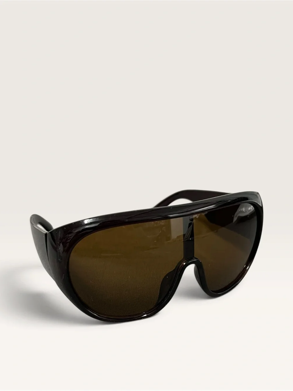 Women's Oversized Shield Sunglasses - Black Frame with Brown Lenses